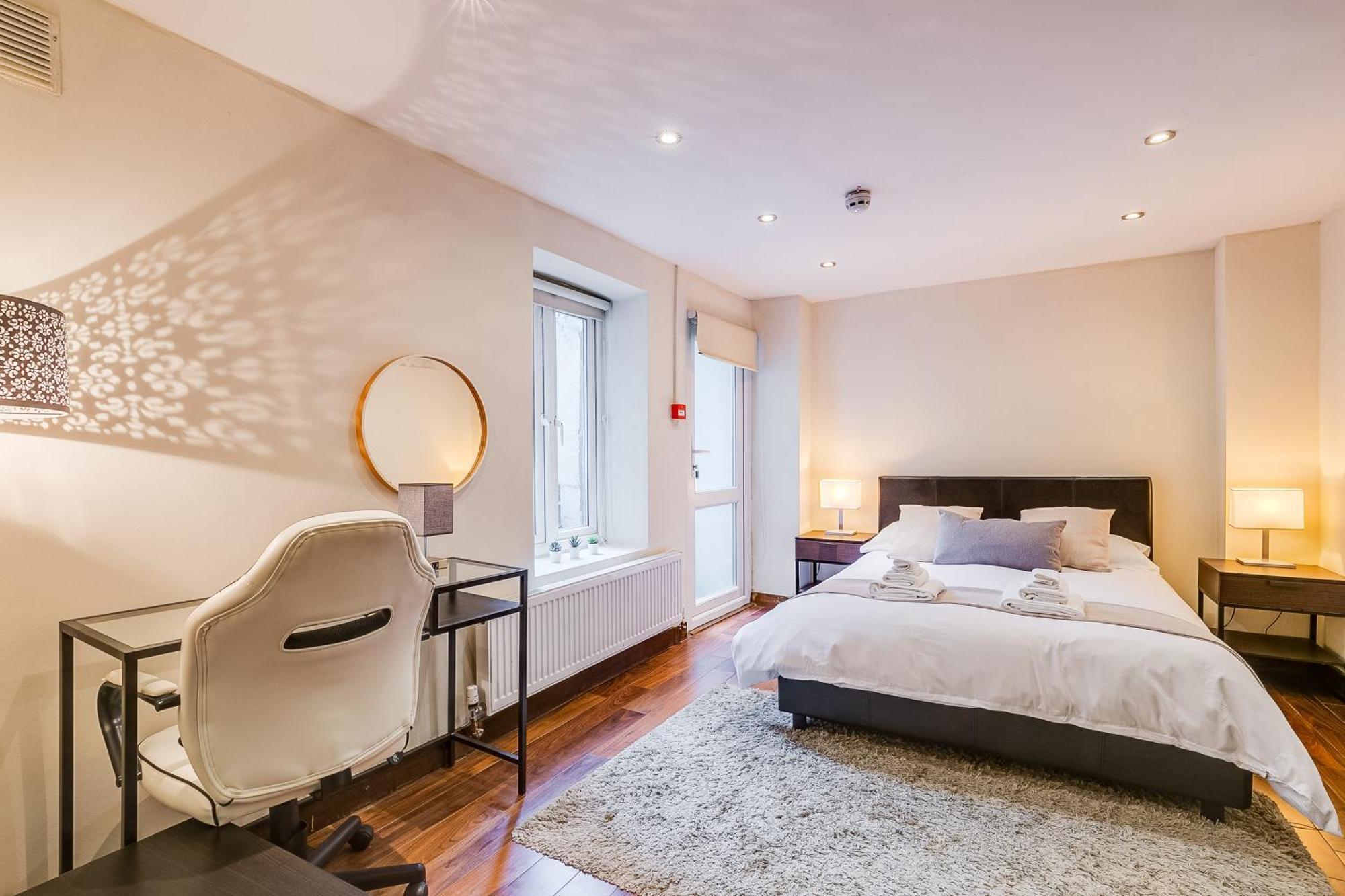 Entire Family Home - 2Bd2Bth Central Earl'S Court Londra Dış mekan fotoğraf