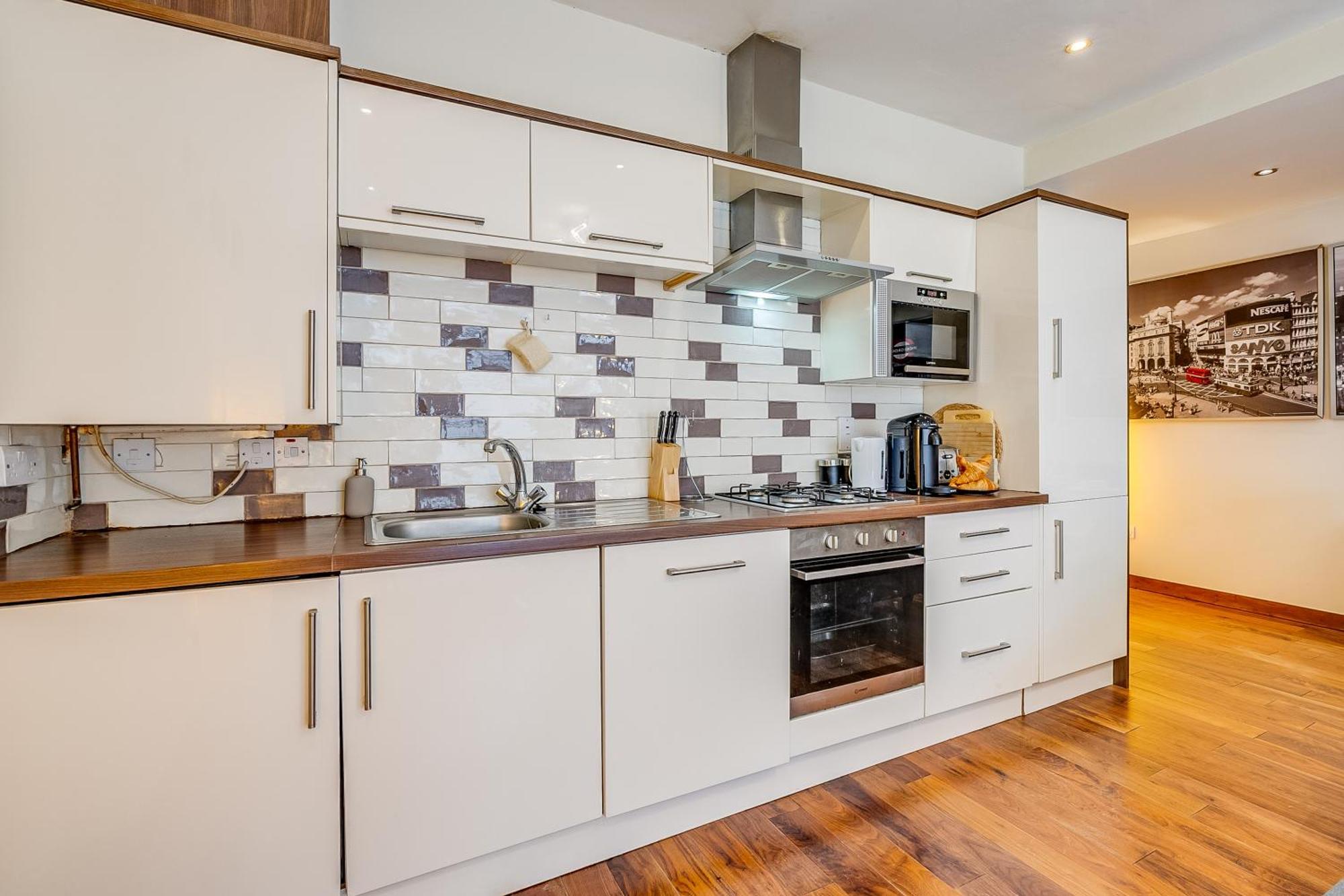 Entire Family Home - 2Bd2Bth Central Earl'S Court Londra Dış mekan fotoğraf