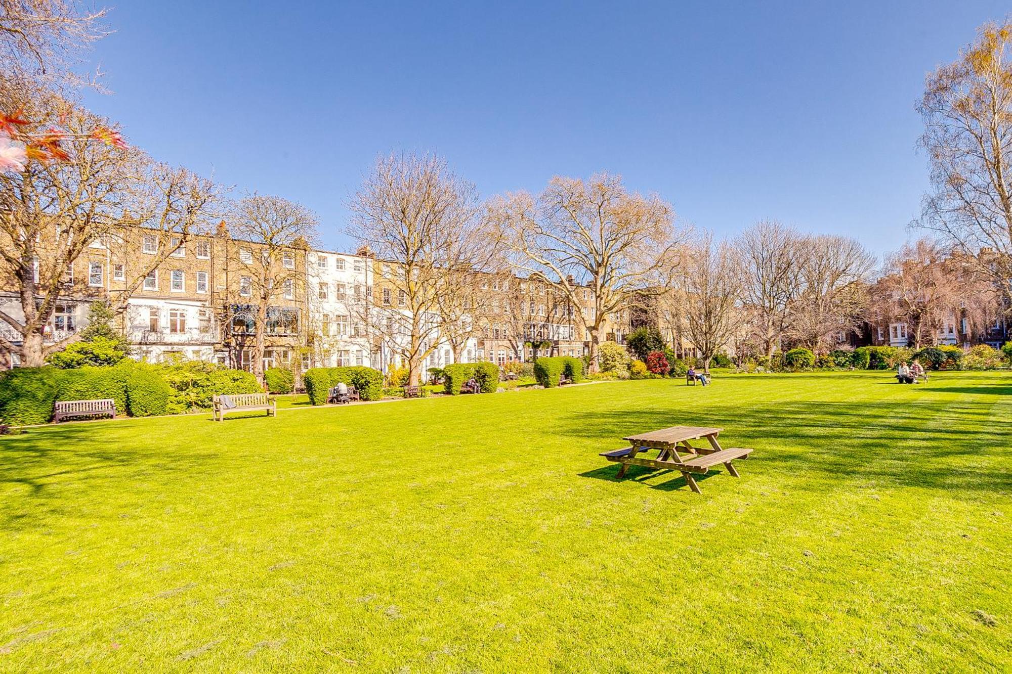 Entire Family Home - 2Bd2Bth Central Earl'S Court Londra Dış mekan fotoğraf